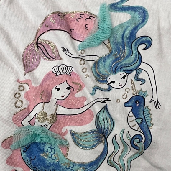 Girls Clothing Lot - Romper, Capri, Tank Tops, T-Shirts & Sunglasses Size 4/4T - Picture 14 of 16